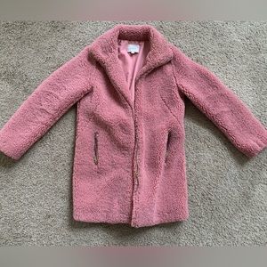 Beautiful pink Loft fuzzy winter coat.  So pretty and comfy.  Small 🩷🩷